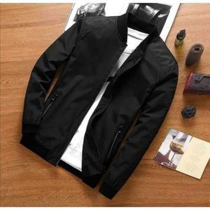 Jacket Homme-Automne noir offre à 99 Dh sur Jumia