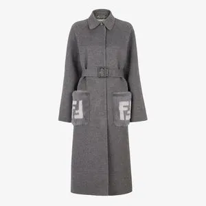 Manteau en laine grise offre à 5500 Dh sur FENDI
