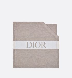Couverture offre à 450 Dh sur Dior